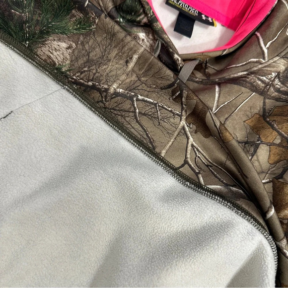 Under Armour Realtree Xtra camo/pink hoodie sweatshirt, size 2XL - Picture 11 of 16